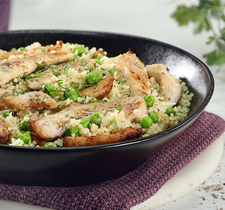 Easy & Juicy Chicken Rice Skillet With Garden Peas